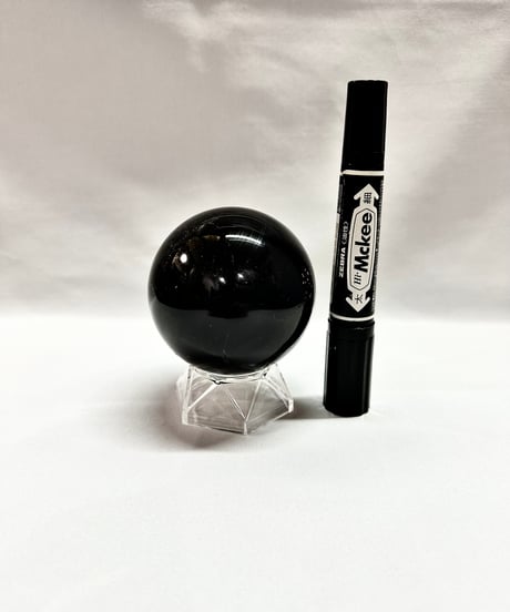 モリオン（黒水晶）丸玉　置き石 　台座付き　直径7.4cm