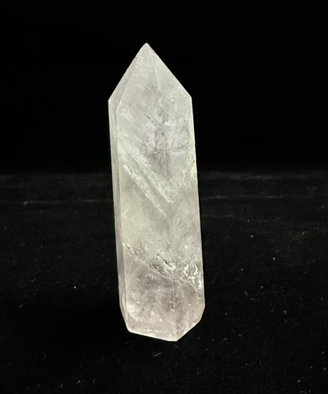 アメジストポイント（六角柱）　9.2cm　110g