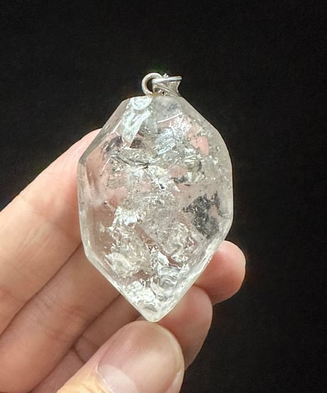 ヒマラヤエレスチャル　水入り水晶　ペンダント