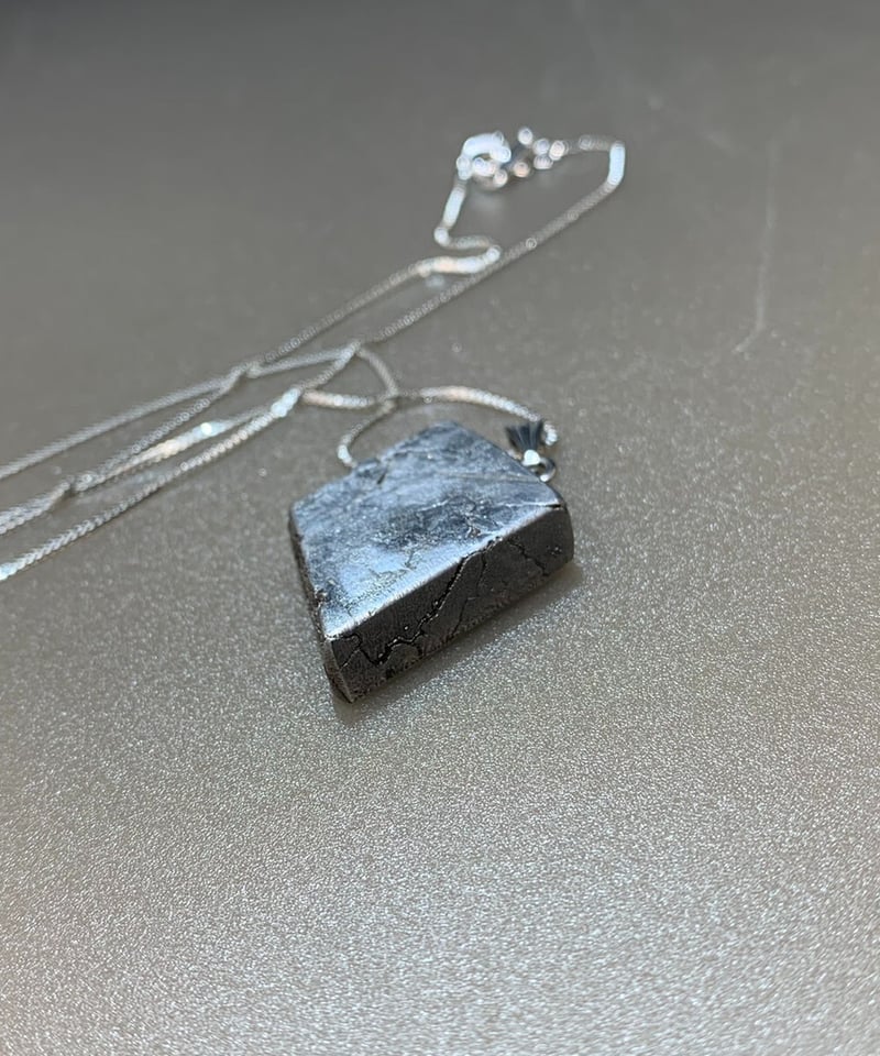 プレートペンダント✨隕石の粉入り✨ギベオン　カンポデルシエロ プレートペンダント✨隕石の粉入り✨ギベオン カンポデルシエロ