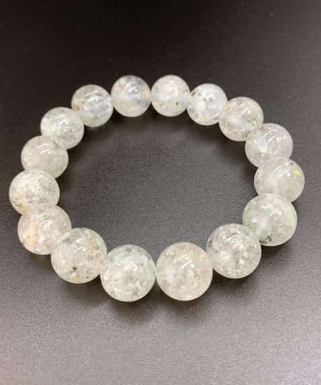 白雲母入り水晶　12.5㎜のブレスレット