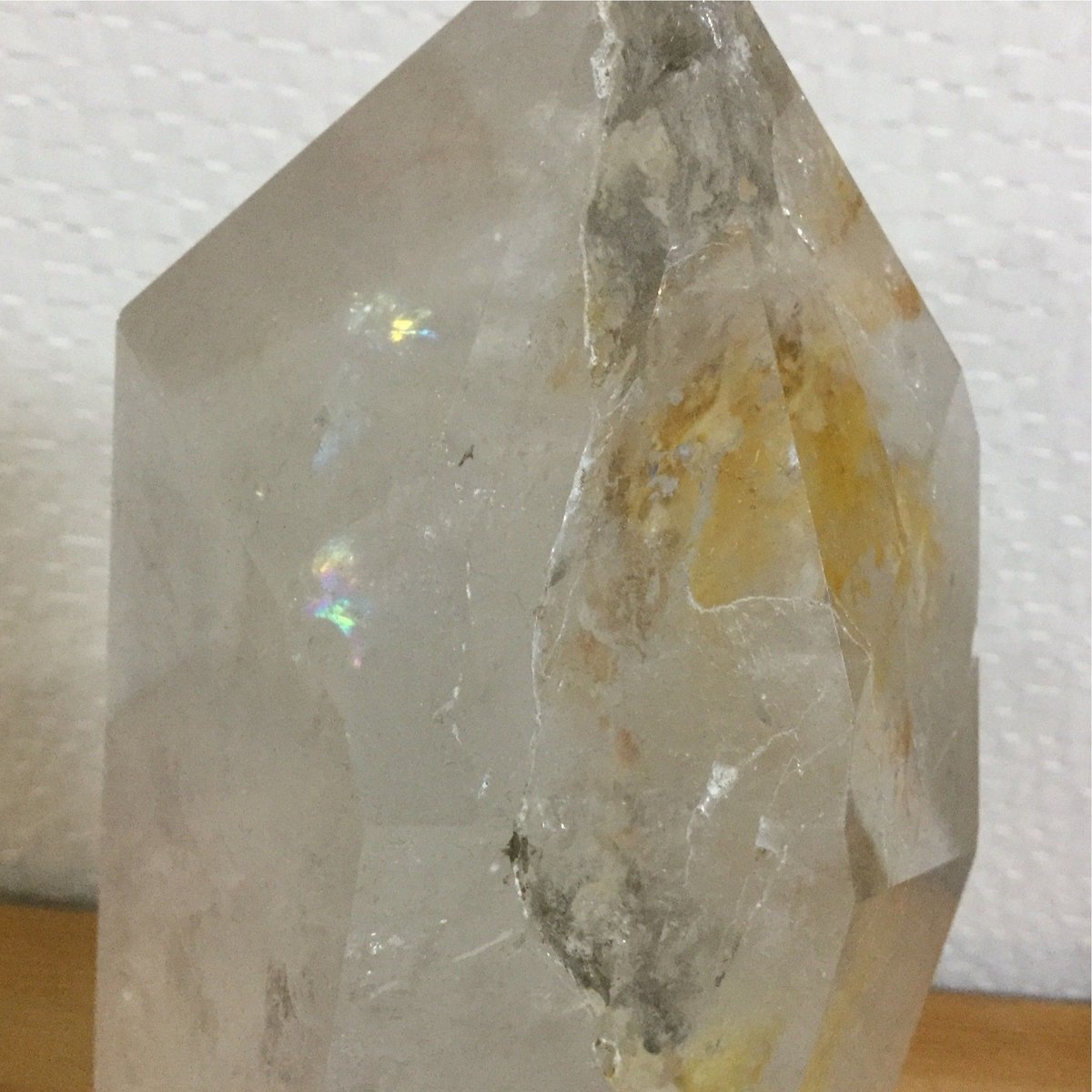虹入りヒマラヤ水晶 4.7kg 六角柱 | うさぎ屋