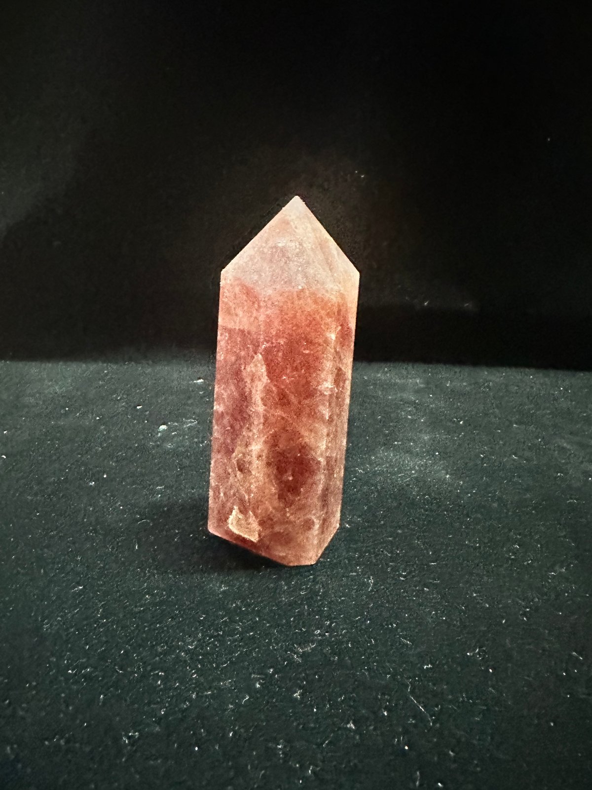 ストロベリークォーツ　笑い口　レア　たとても縁起がいい　ハイクオリティ♡ ストロベリークォーツ ポイント 11.7cm | うさぎ屋