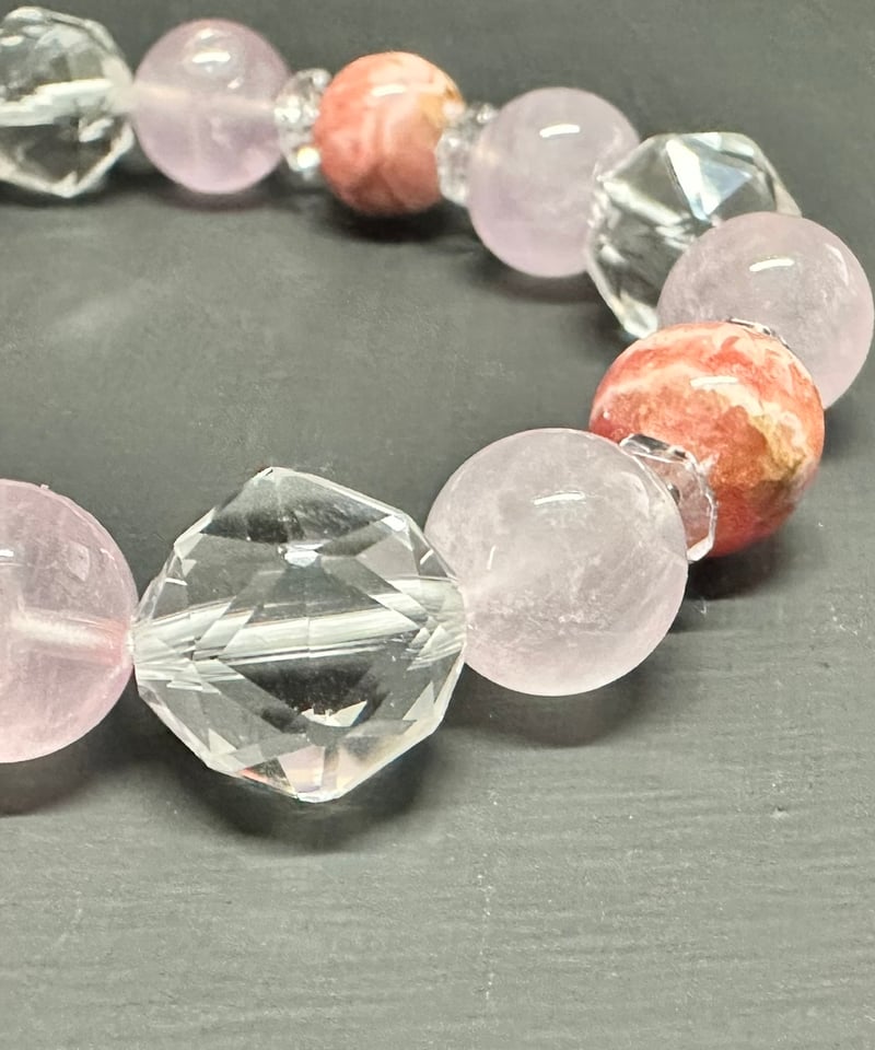 インカローズとローズクォーツと水晶のブレスレット | うさぎ屋