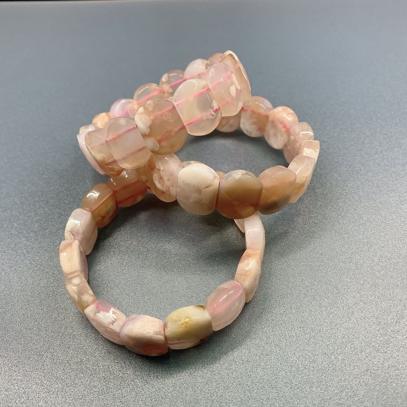 🌸桜瑪瑙(サクラメノウ)バングル | うさぎ屋 🌸桜瑪瑙(サクラメノウ)バングル | うさぎ屋