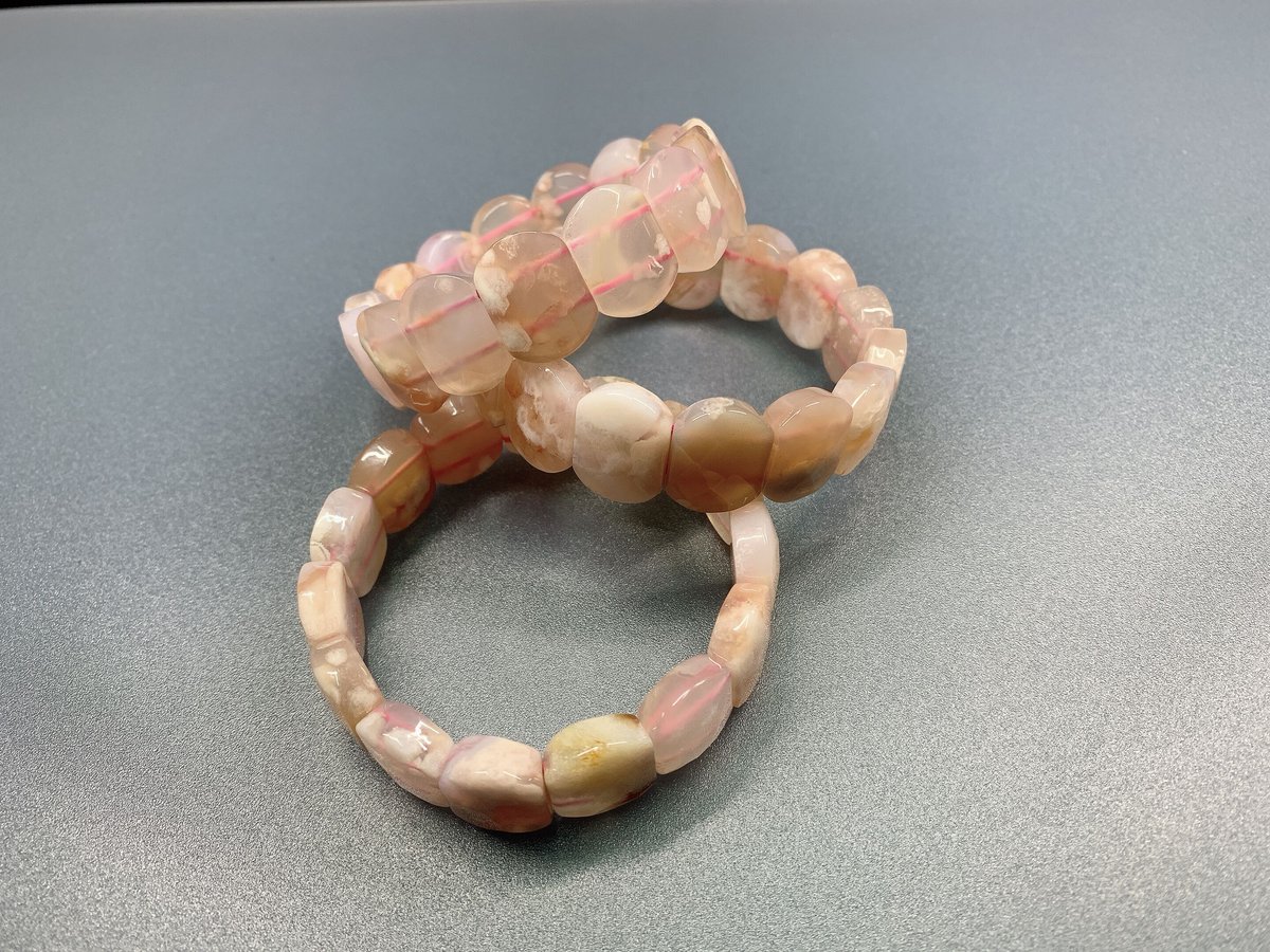 🌸桜瑪瑙(サクラメノウ)バングル | うさぎ屋 🌸桜瑪瑙(サクラメノウ)バングル | うさぎ屋