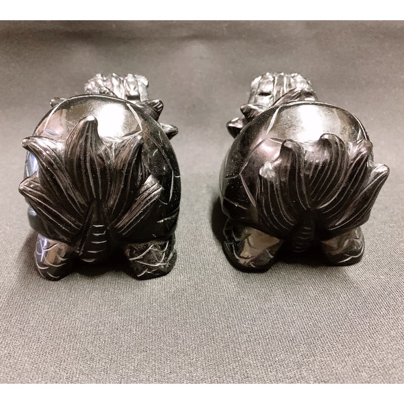 龍亀 ロングイ レッドオブシディアン