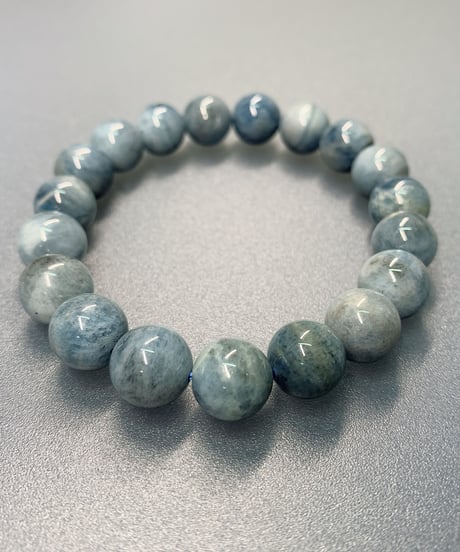 ブラックアクアマリン　約10.5mm