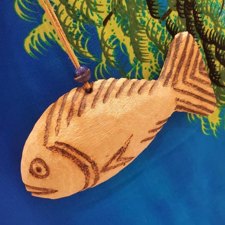 たい焼き？　木の魚①