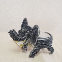 南アフリカの可愛いビーズアニマル（ゾウ、象）ティーライトホルダー　チャコールグレー