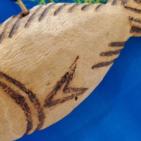 たい焼き？　木の魚①