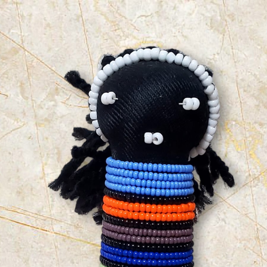 南アフリカ ンデベレ人形 お守り民族人形 今週はデベレ人形のご注文が入りました🛒 ご注文ありがとうございます