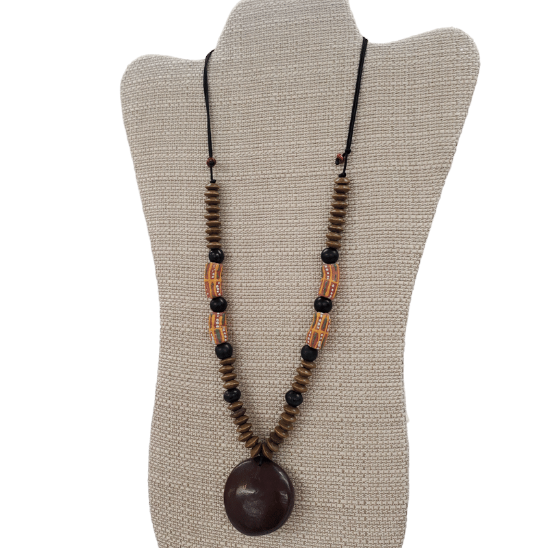 送料無料】 ズールーラブビーン モダマ 豆 トレードビーズネックレス