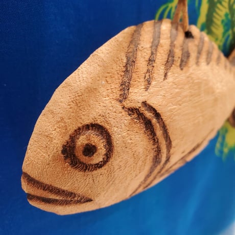 たい焼き？　木の魚①