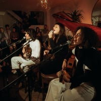 Zé Ibarra feat. Dora Morelenbaum, Julia Mestre - Live at Glasshaus (LP)(NeoBrazil)