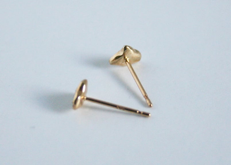 K10YG/ダイヤピアス【CHIDORI / 千鳥】WAMON MINI GOLD（PE100