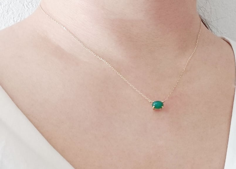 e グリーンアゲートペンダント.ネックレス 天然グリーンアゲートペンダントネックレス：ゴールドケーブルチェーン