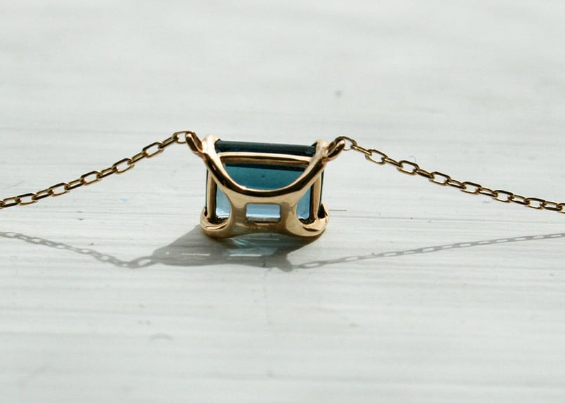 ア*ナ様 Tocca jewel ロンドンブルートパーズ　K10 ネックレス TOCCA 【WEB限定】BLUE STAR K10 NECKLACE K10 天然石ピラミッド
