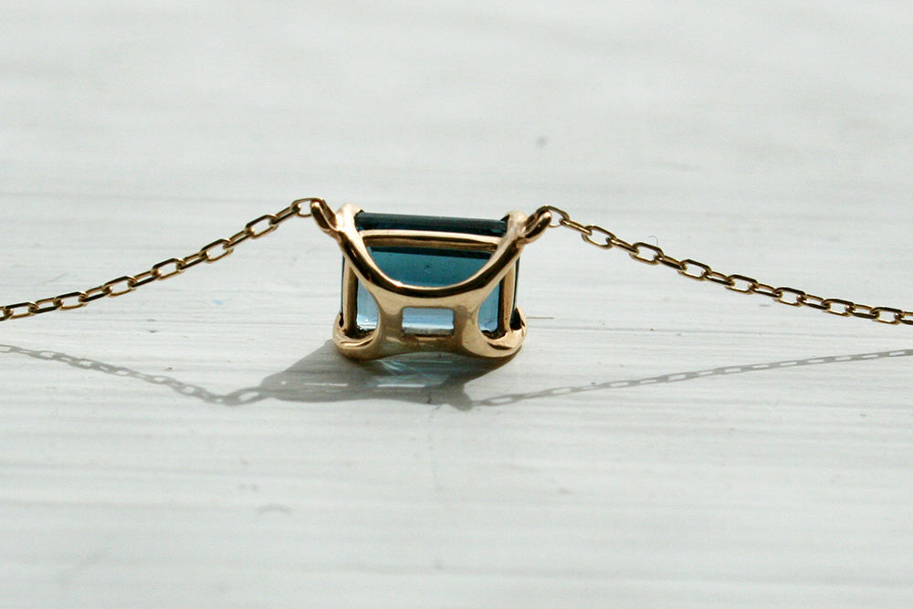 ア*ナ様 Tocca jewel ロンドンブルートパーズ　K10 ネックレス TOCCA k10 ロンドンブルートパーズ スライド ネックレス｜Yahoo