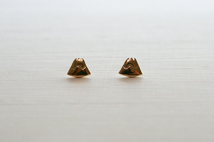 K10YG/ ピアス【FUJI / 富士】/WAMON MINI GOLD (PE20020Y