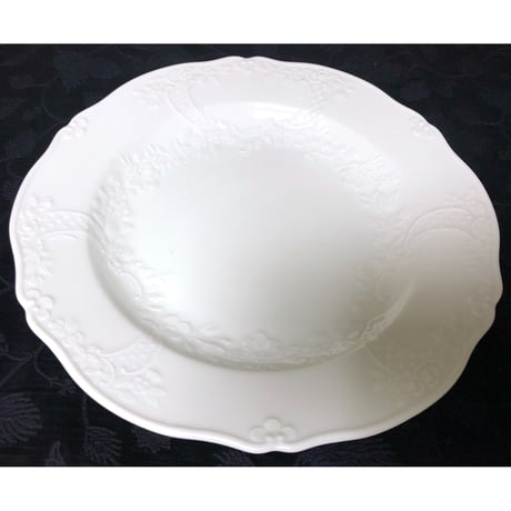 （入荷数2枚）マルセイユ レリーフ皿25㎝皿