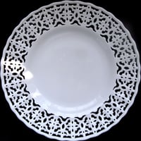 （入荷2枚）マイセン白磁 透かし皿32㎝