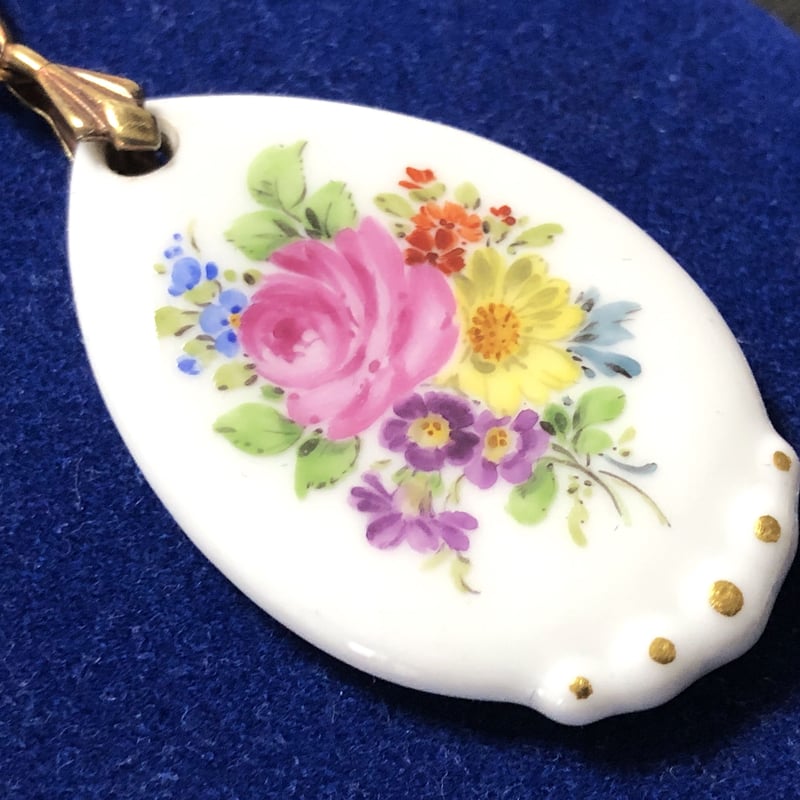 MEISSEN - 24㎝★マイセン ピンクローズ ピアスエッジ 昆虫 金彩 透かしプレート希少品 24㎝☆マイセン ピンクローズ ピアスエッジ 昆虫 金彩 透かし