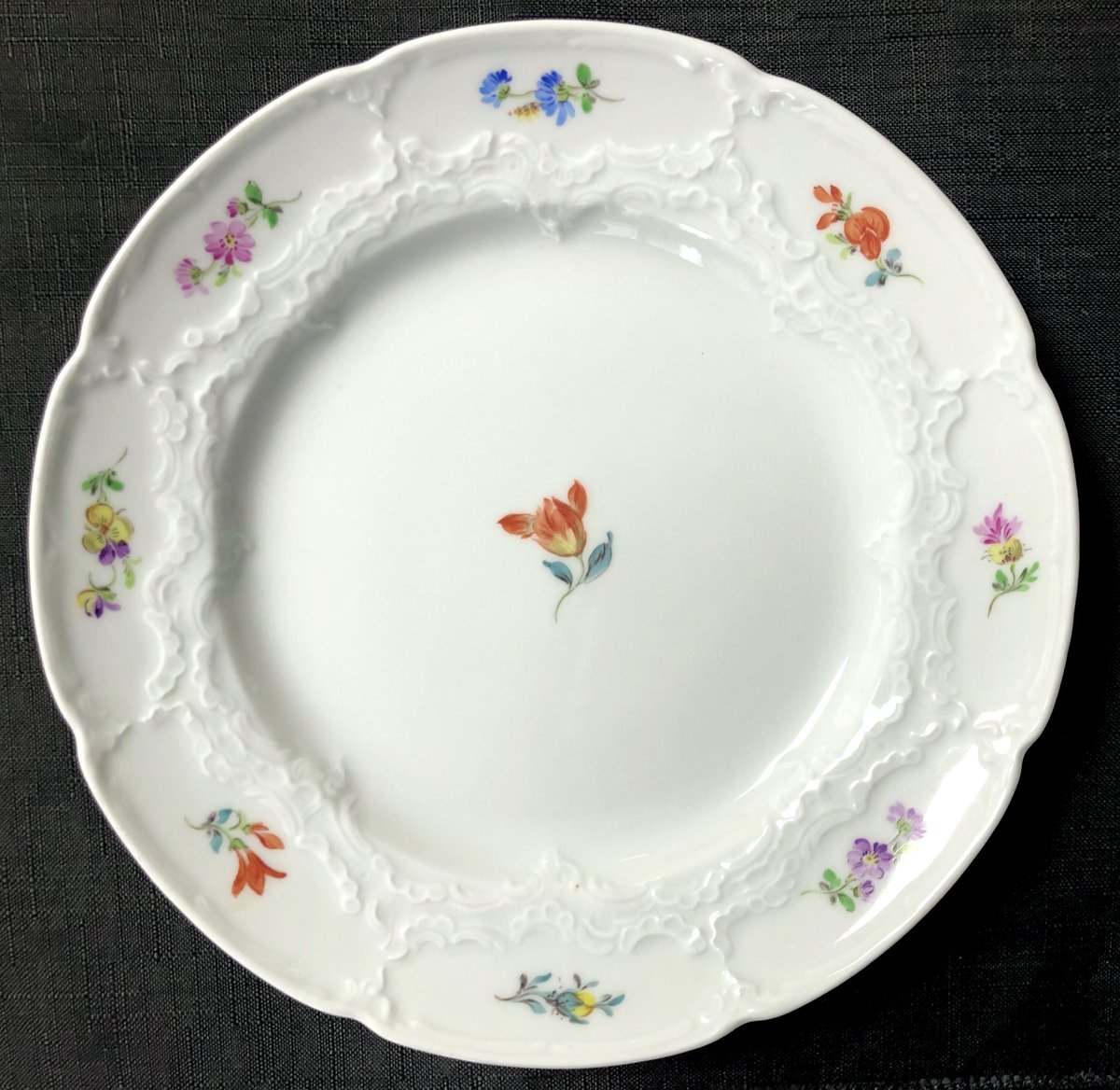 マイセンフラワー（小花） | Meissen's rose & white porcelain