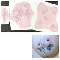 マイセン風 白ミニ薔薇（小）花びら・蕾付き
