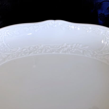 マルセイユ オーバルレリーフ皿