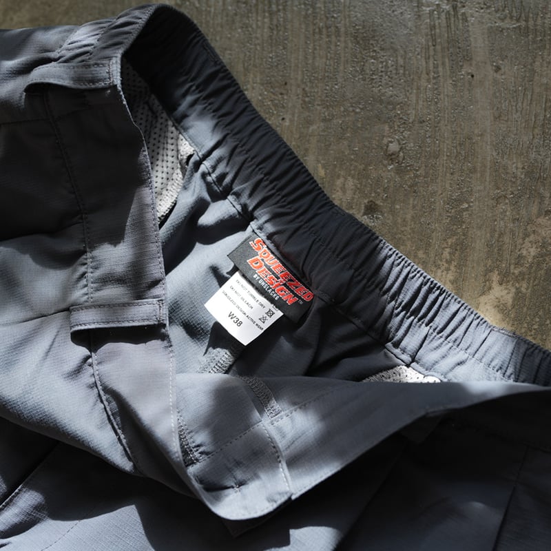 SQUEEZED DESIGN 2TUCK WIDE PANTS | UNSLACKS STORE SQUEEZED DESIGN 2TUCK WIDE PANTS | UNSLACKS STORE