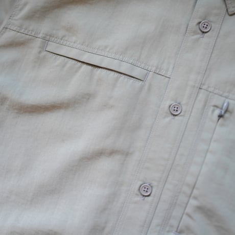 SQUEEZED DESIGN SUPPLEX NYLON ACTIVE SHIRT
