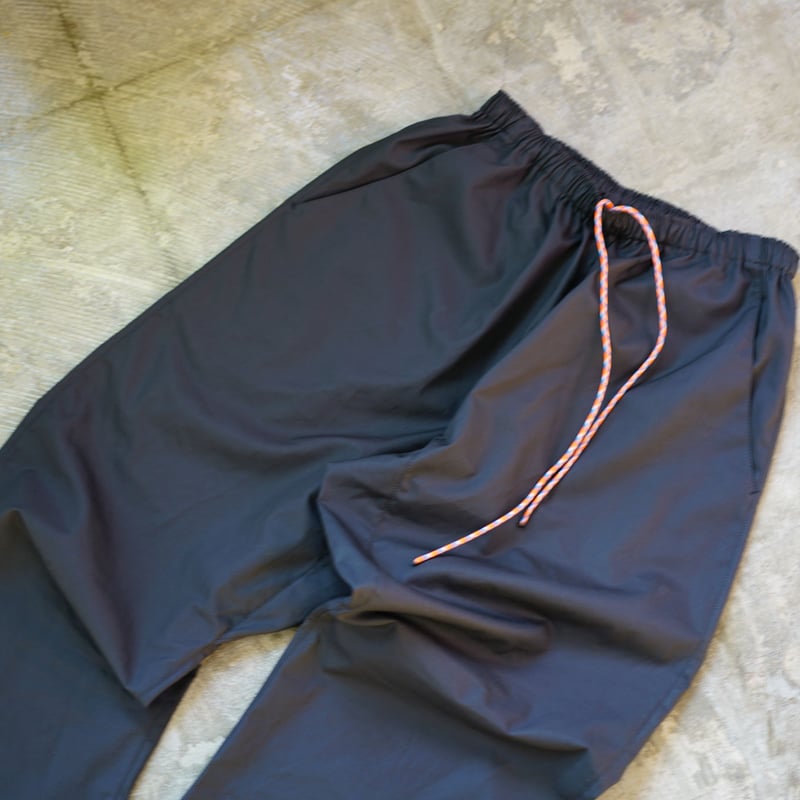 unslacks ACTIVE EASY PANTS 希少　デニム ACTIVE EASY PANTS BLEACHED DENIM | UNSLACKS STORE