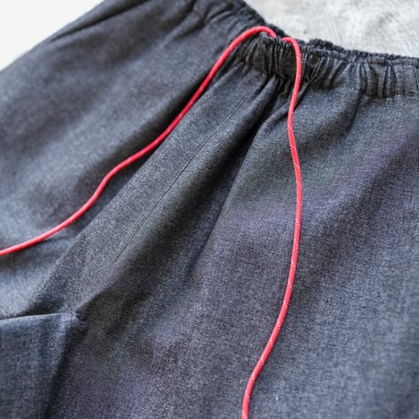 ACTIVE EASY PANTS BLACK DENIM