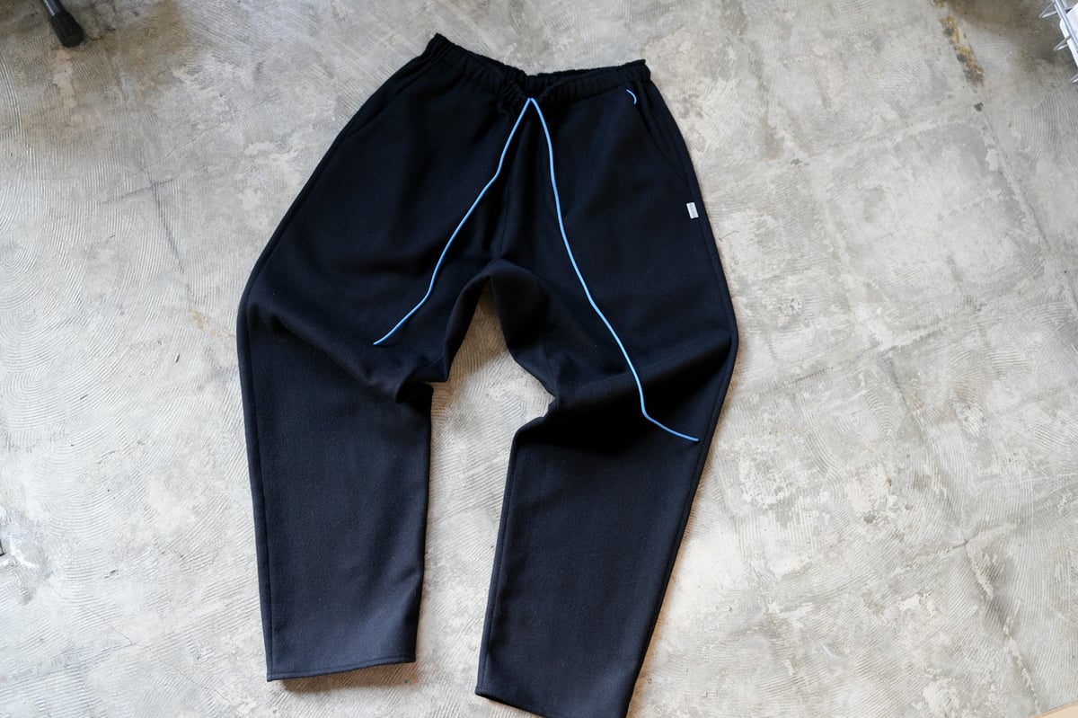 ACTIVE EASY PANTS WOOL MELTON | UNSLACKS STORE