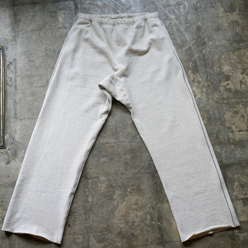 SQUEEZED DESIGN SIDE REFLECTOR SWEAT PANTS | UN