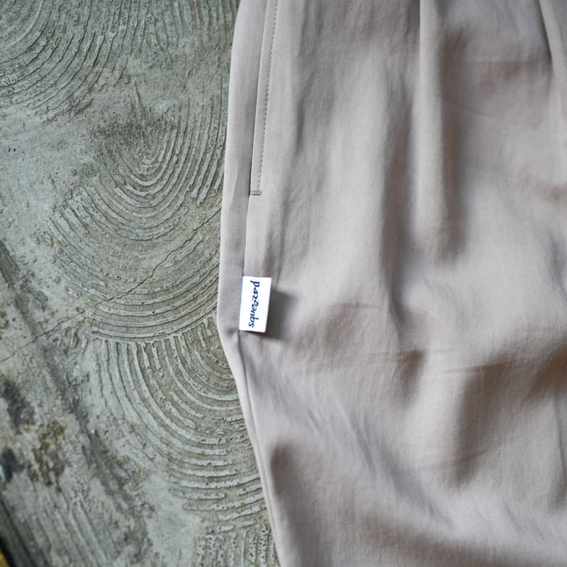 SQUEEZED DESIGN 2TUCK RAYON PANTS | UNSLACKS STORE
