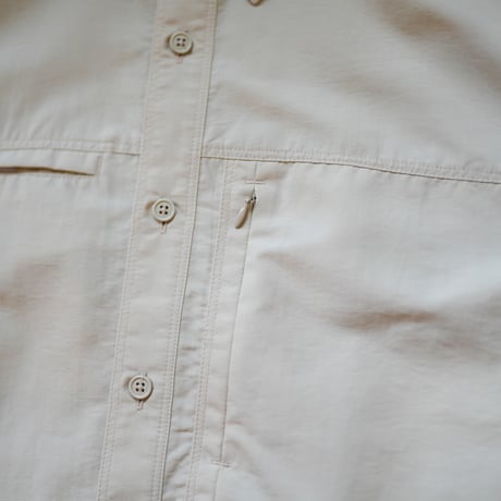 SQUEEZED DESIGN SUPPLEX NYLON ACTIVE SHIRT