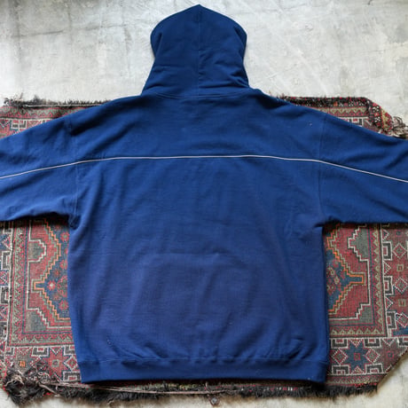 SQUEEZED DESIGN REFLECTOR SWEAT FOODIE