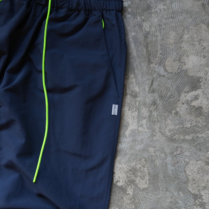 ACTIVE EASY PANTS SUPPLEX®︎NYLON NAVY | UNSLACK ACTIVE EASY PANTS SUPPLEX®︎NYLON NAVY | UNSLACK