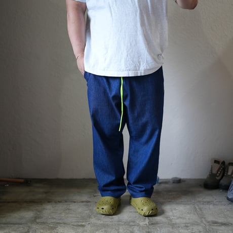 ACTIVE EASY PANTS BLEACHED DENIM
