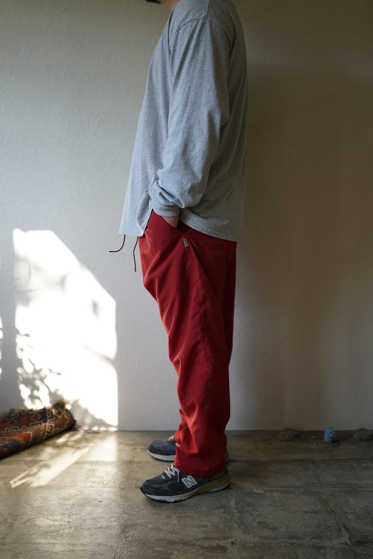 期間限定30％OFF! UNSLACKS ロゴ無し SAXONY PANTS EASY ACTIVE パンツ