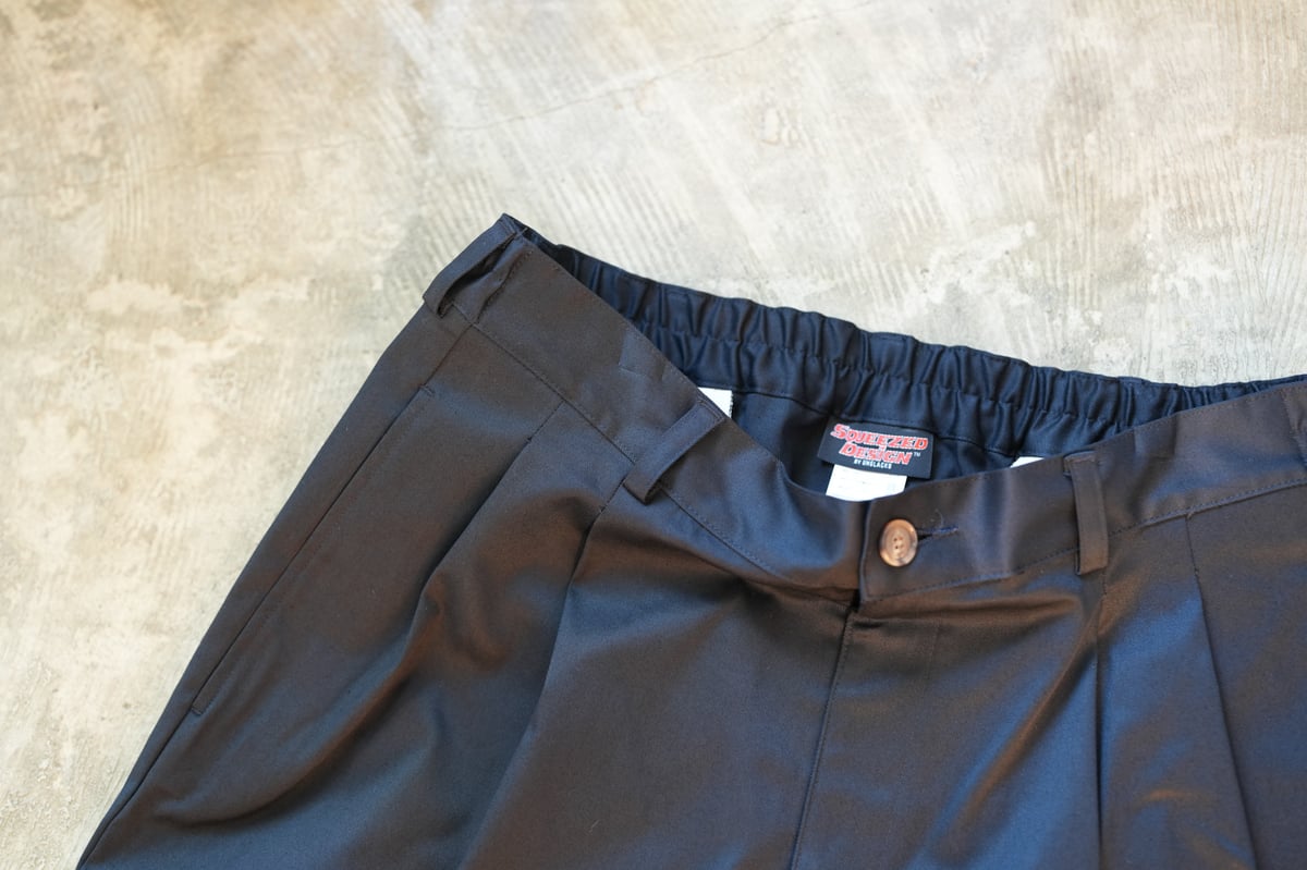 SQUEEZED DESIGN 2TUCK WIDE CHINO | UNSLACKS STORE