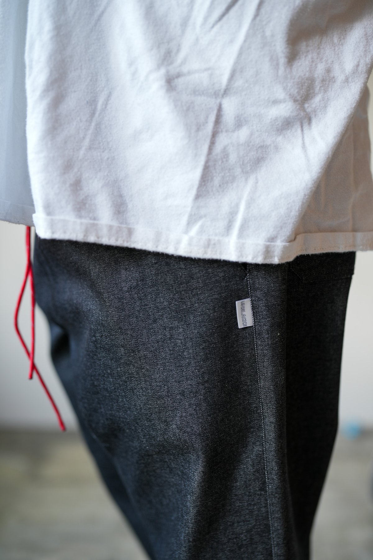 ACTIVE EASY PANTS BLACK DENIM | UNSLACKS STORE