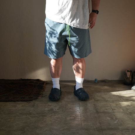 ACTIVE BAGGY SHORTS TYPEWRITER