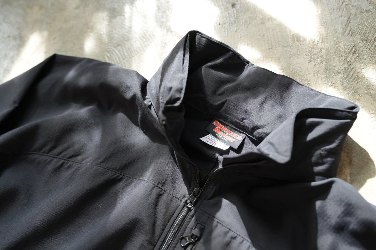 SQUEEZED DESIGN ウインドシャツ　unslacks SQUEEZED DESIGN WIND SHIRT | UNSLACKS STORE