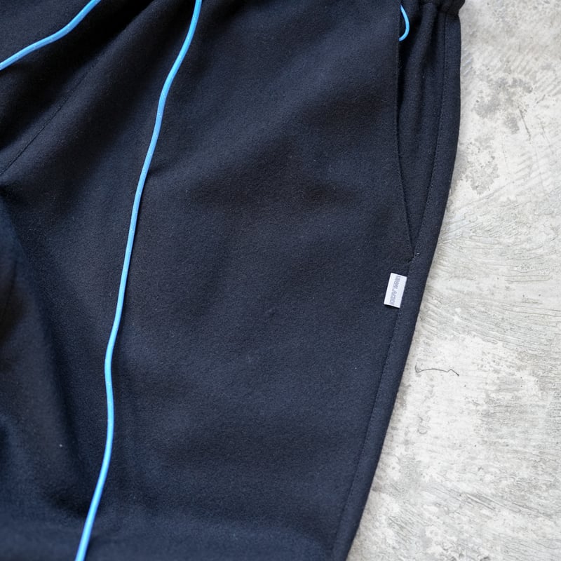 ACTIVE EASY PANTS WOOL MELTON | UNSLACKS STORE