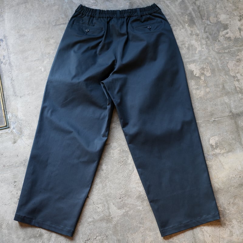 SQUEEZED DESIGN 2TUCK CHINO PANTS | UNSLACKS STORE