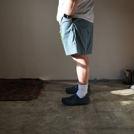 ACTIVE BAGGY SHORTS TYPEWRITER