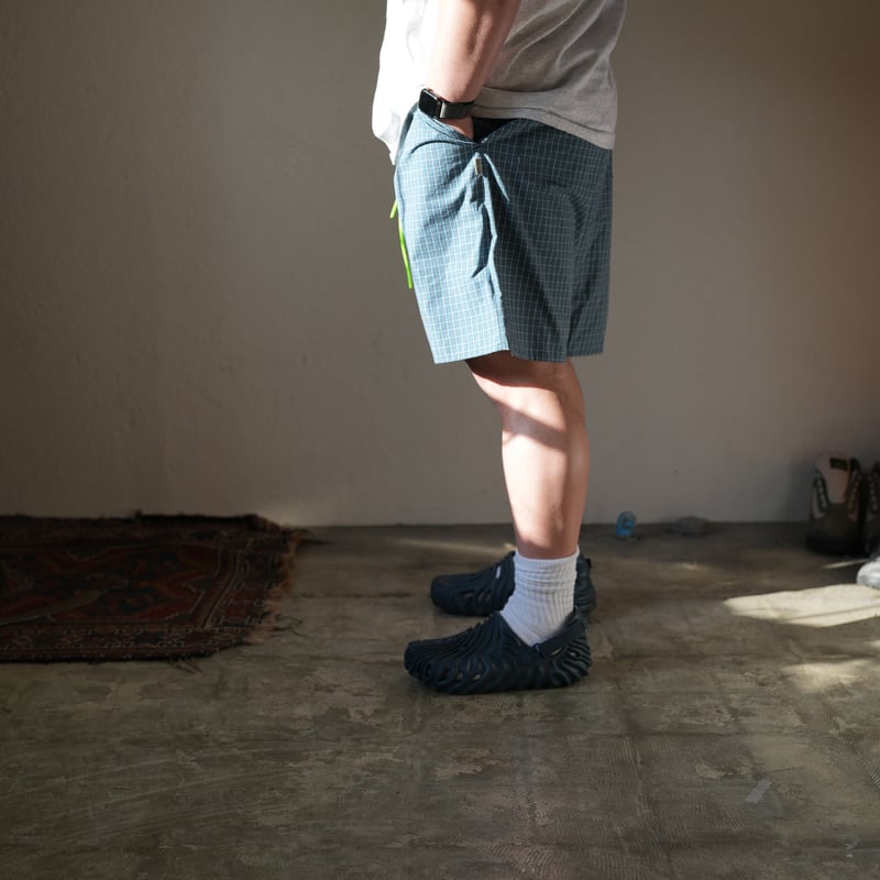 ACTIVE BAGGY SHORTS TYPEWRITER | UNSLACKS STORE